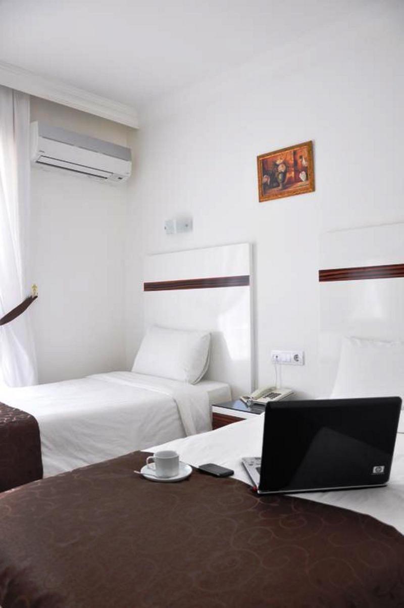 Lara Atalla Hotel อันตัลยา ภายนอก รูปภาพ